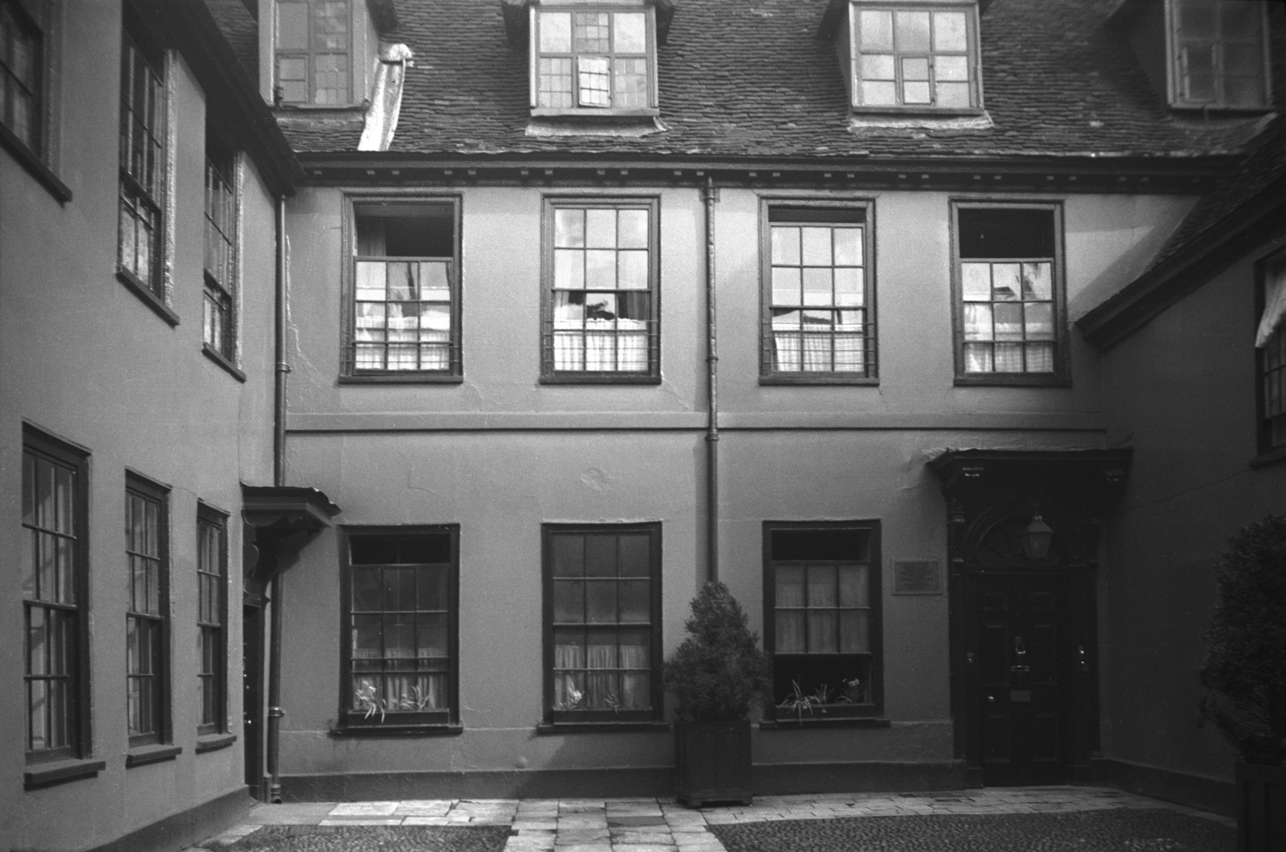 Magdalen Street to Mansfield Lane